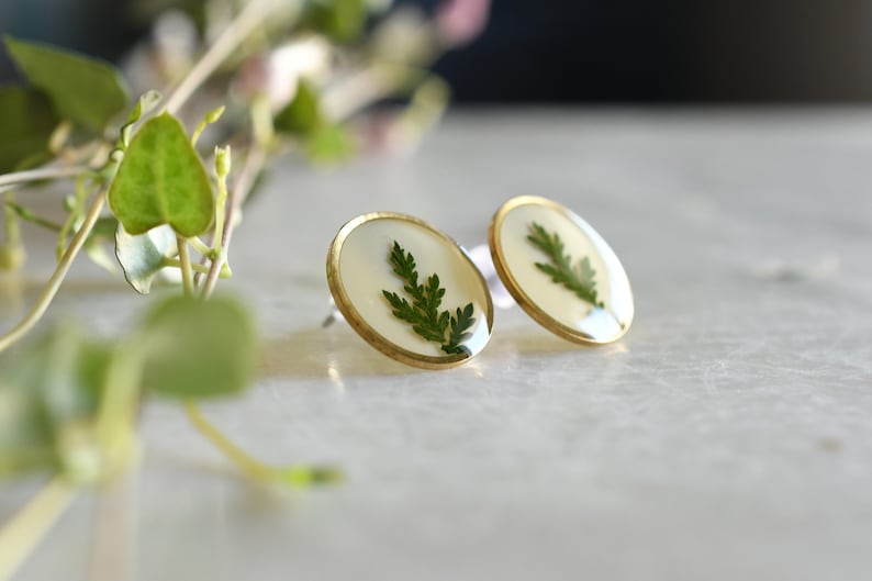 Green Leaf Stud Earrings - Surgical Steel Post Earrings - Dried Flowers Earrings - Real Flower Jewelry