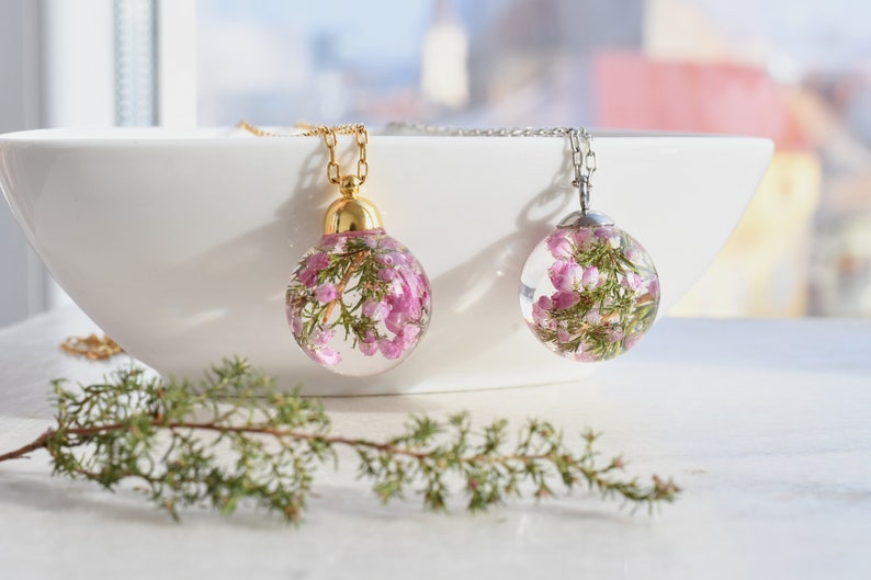 Dainty Pink Heather Necklace - Resin Sphere Pendant- Scottish Heather Resin Jewelry - Dried Flower Resin Jewelry