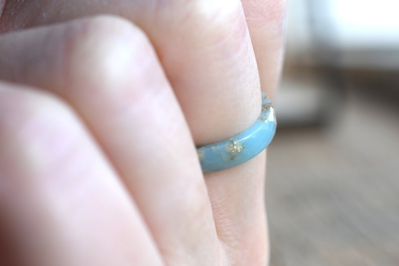 Elegant Thin Mint Resin Ring with Gold Leaf: Unisex Faceted Band for Weddings, Engagements, and Everyday Wear