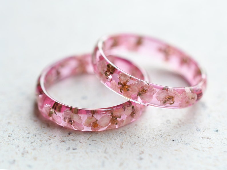 Delicate Pink Resin Promise Ring with White Alyssum Dried Flowers - Ring for Her - Pressed Flower Jewelry