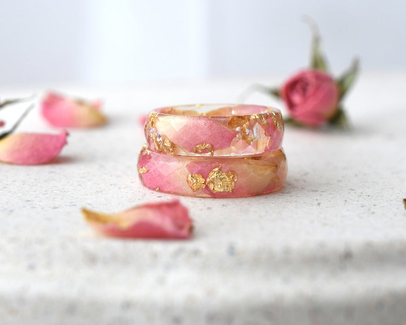 Faceted Resin Wedding Ring with Rose Petals & Gold Leaf | Bridesmaid Gift | Budget Wedding Jewelry | Dainty Nature-Inspired Bridal Ring