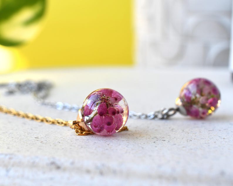 Delicate Pink Heather Necklace - Terrarium Resin Necklace - Real Flower Jewelry