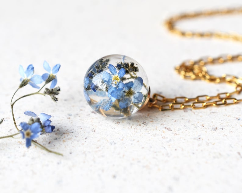 Forget-Me-Not Memorial Necklace | Real Flower Resin Pendant | Keepsake Jewelry for Loved Ones