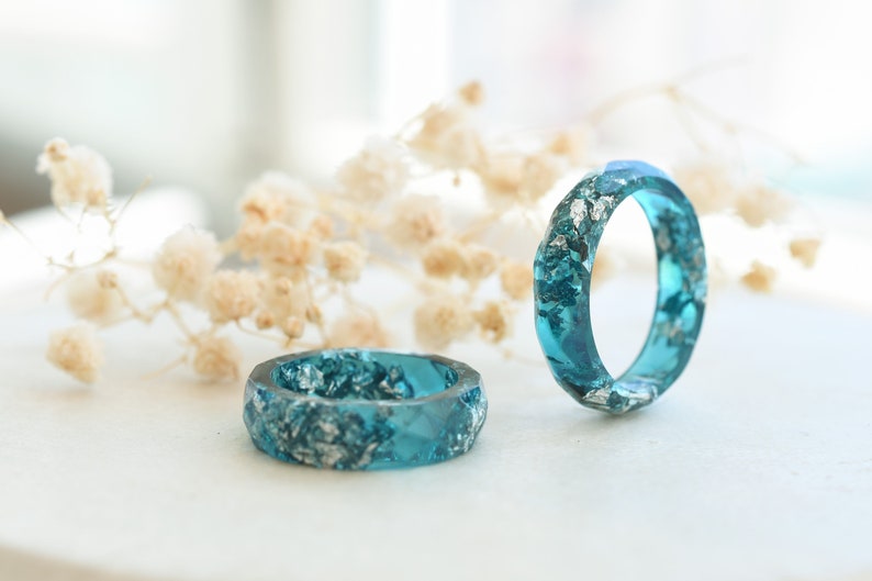 Teal Faceted Resin Ring With Silver Flakes - Stacking Ring - Unconventional Engagement Ring - Resin Jewelry