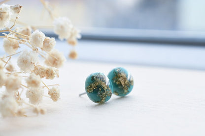Dainty Emerald Stud Earrings with Gold Flakes - Bridesmaid Gift- Resin Jewelry