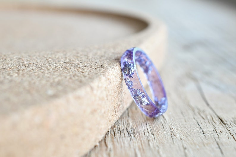 Thin Amethyst Color Faceted Resin Ring With Silver Flakes - Unisex Band Ring