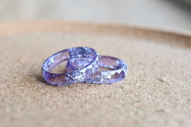 Thin Amethyst Color Faceted Resin Ring With Silver Flakes - Unisex Band Ring