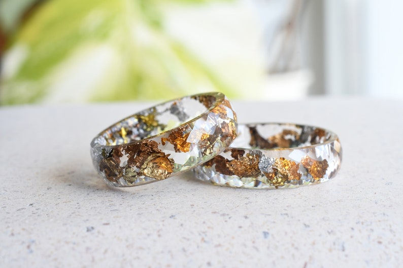 Transparent Faceted Ring With Mixed Metallic Flakes - Resin Ring - Alternative Ring - Resin Jewelry