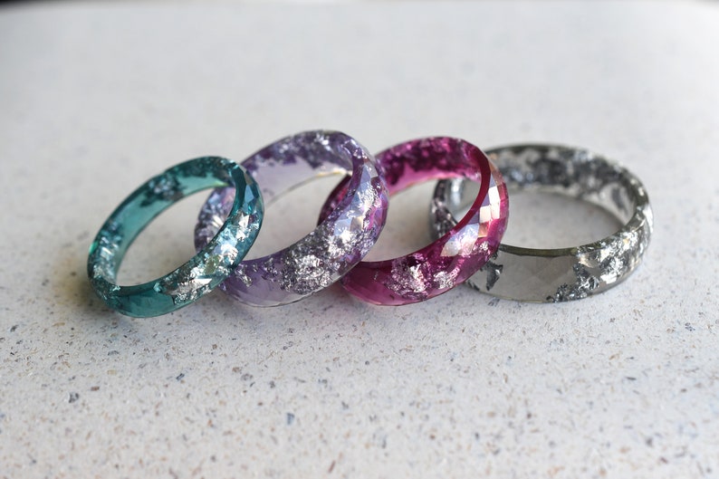 Purple Hypoallergenic Ring with Silver Flakes - Faceted Resin Ring - Thumb Stacking Ring - Resin Jewelry
