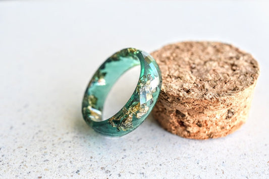 Emerald Green Faceted Resin Ring With Gold Flakes - Lightweight Ring - Unconventional Stacking Ring - Resin Jewelry