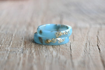 Elegant Thin Mint Resin Ring with Gold Leaf: Unisex Faceted Band for Weddings, Engagements, and Everyday Wear