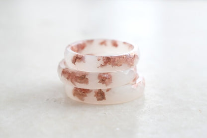 Off White Faceted Ring Band with Rose Gold Leaf - Minimalist Resin Jewelry - Unique Promise Ring for Her