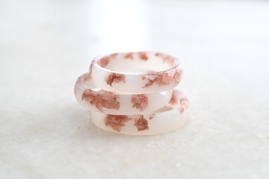 Off White Faceted Ring Band with Rose Gold Leaf - Minimalist Resin Jewelry - Unique Promise Ring for Her