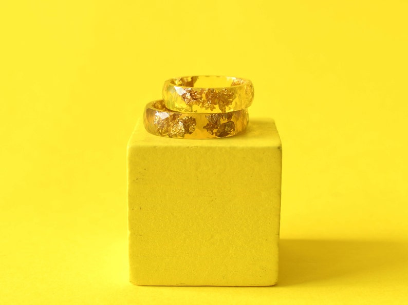 Vibrant Yellow Gold Flake Faceted Resin Ring - Unique Summer Jewelry for Women