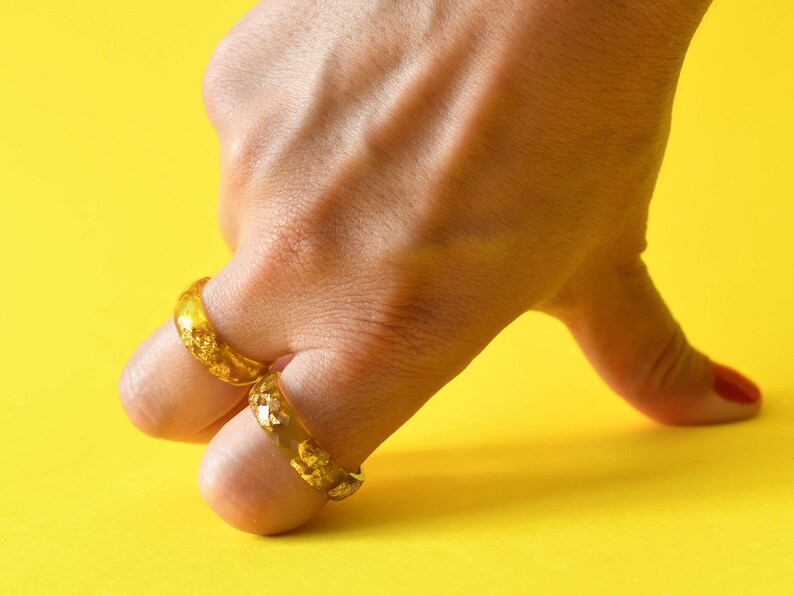 Vibrant Yellow Gold Flake Faceted Resin Ring - Unique Summer Jewelry for Women