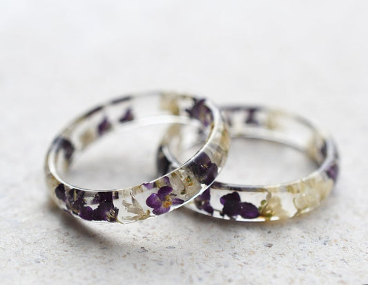 Sweet Alyssum Promise Ring - Purity Resin Ring for Her - Real Dried Flower Jewelry