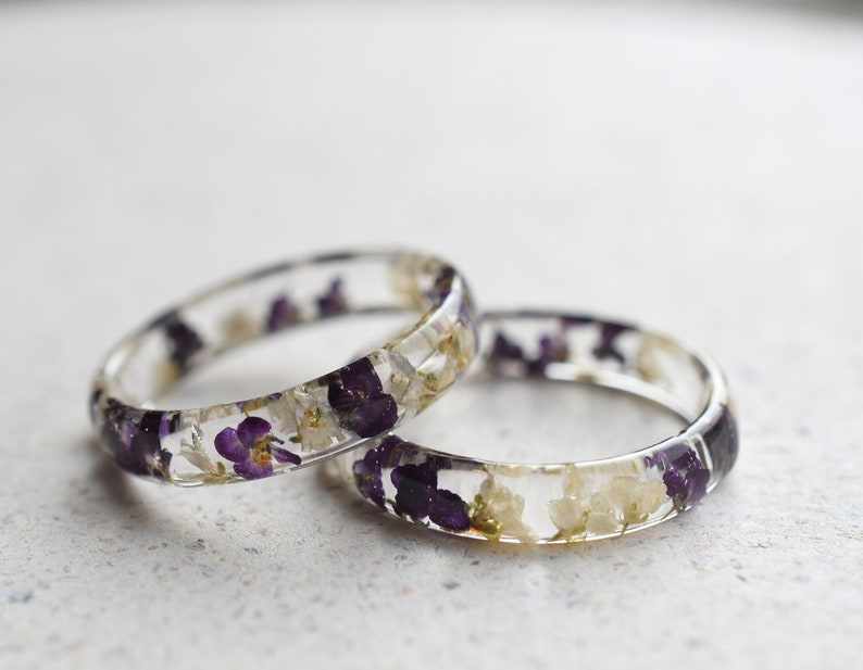 Sweet Alyssum Promise Ring - Purity Resin Ring for Her - Real Dried Flower Jewelry