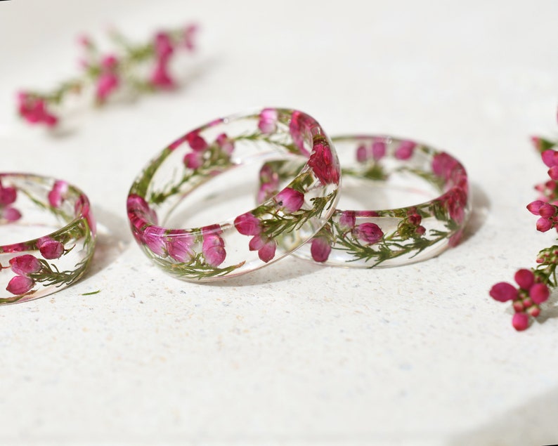 Resin Ring with Real Dried Pink Heather Flowers - Flower Wedding Band - Dried Flowers Jewelry