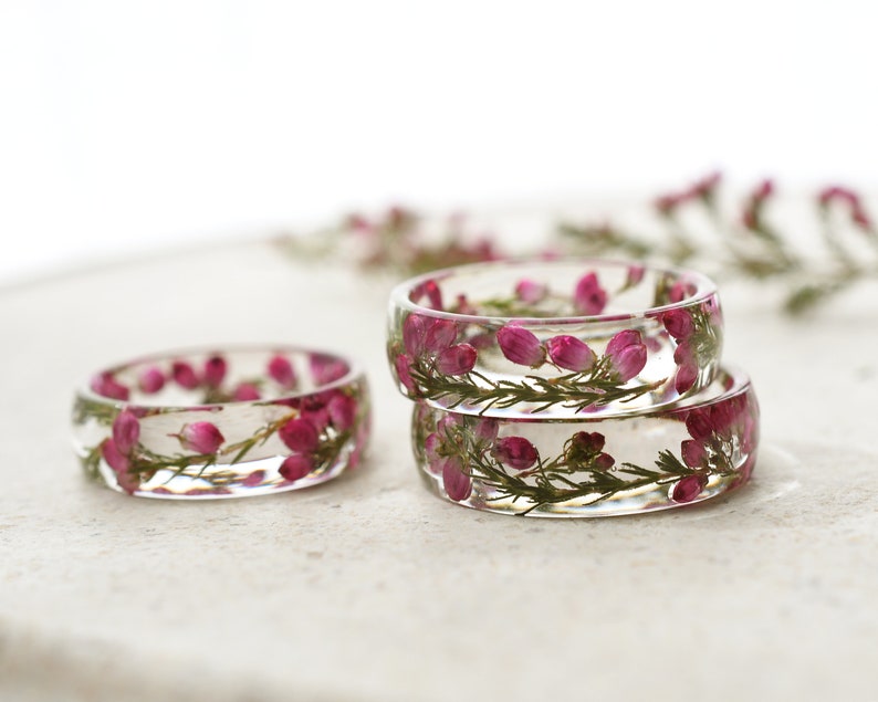 Resin Ring with Real Dried Pink Heather Flowers - Flower Wedding Band - Dried Flowers Jewelry