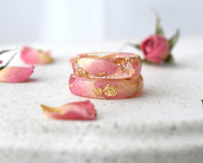 Faceted Resin Wedding Ring with Rose Petals & Gold Leaf | Bridesmaid Gift | Budget Wedding Jewelry | Dainty Nature-Inspired Bridal Ring