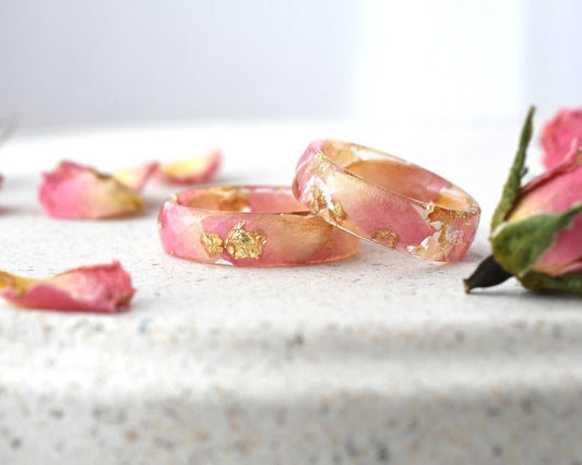 Faceted Resin Wedding Ring with Rose Petals & Gold Leaf | Bridesmaid Gift | Budget Wedding Jewelry | Dainty Nature-Inspired Bridal Ring