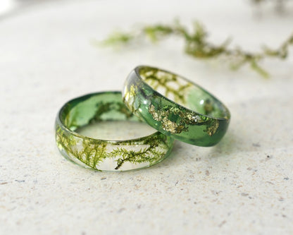 Natural Moss Resin Ring with Gold Leaf – Unique Nature Lover’s Gift, Handmade Christmas Gift for Men & Women