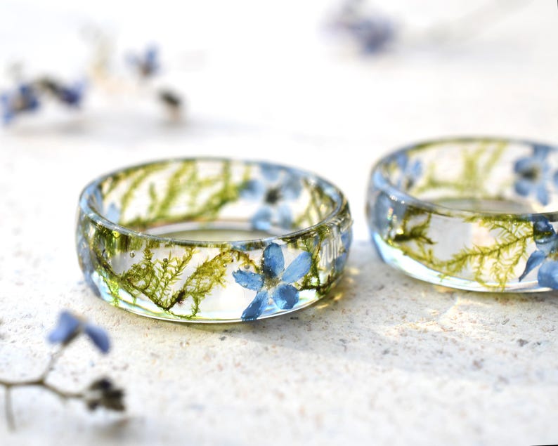 Forget-Me-Not and Dried Moss Resin Ring – Unique Floral Gift for Her, Christmas Gift, Botanical Jewelry