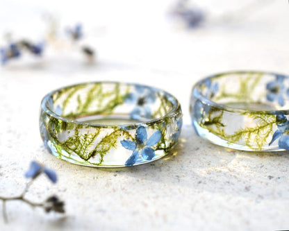 Forget-Me-Not and Dried Moss Resin Ring – Unique Floral Gift for Her, Christmas Gift, Botanical Jewelry