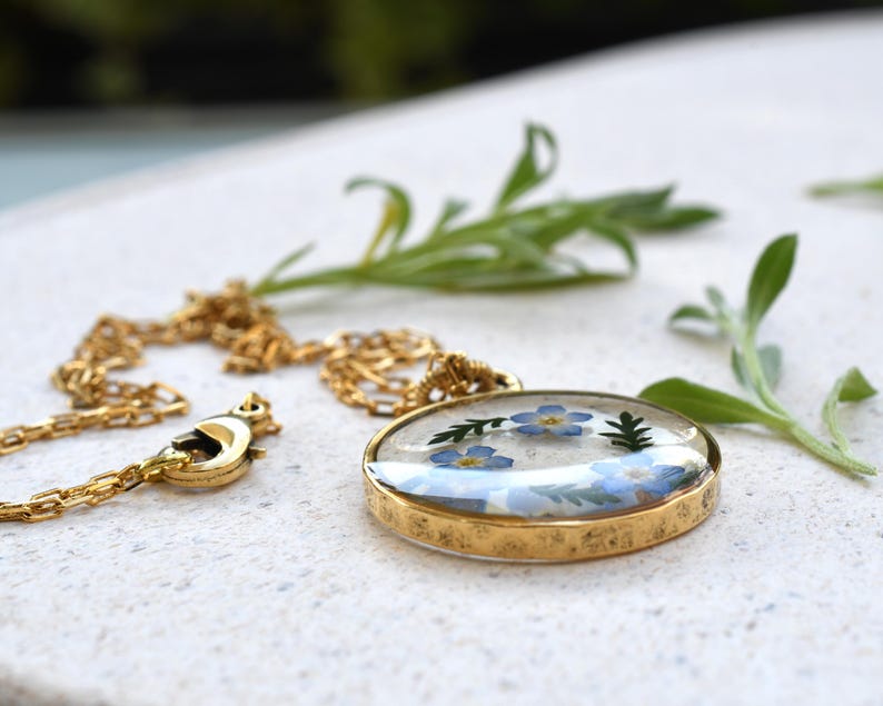 Forget Me Not Gold Terrarium Necklace - Real Dried Flower Resin Necklace - Pressed Forget Me Not Jewelry - Remembrance Necklace