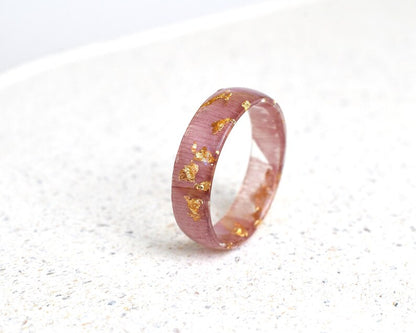 Real Poppy Petal Resin Ring with Gold Flakes – August Birth Flower Band, Handmade Floral Jewelry, Botanical Resin Ring, Nature Gift for Her
