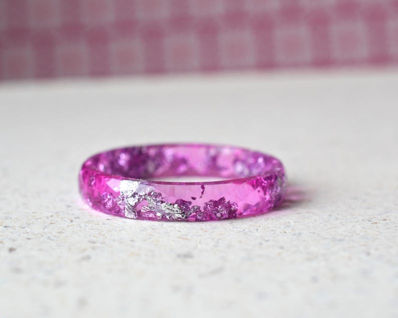 Faceted Pink Sapphire Resin Ring with Silver Leaf – 4 mm Thin Band | Alternative Jewelry Gift