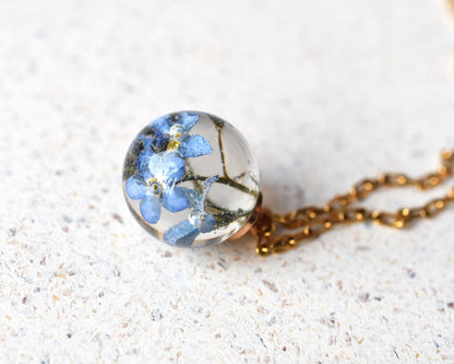 Forget-Me-Not Sympathy Necklace – Real Flower Resin Pendant – Gift for Loss or Farewell
