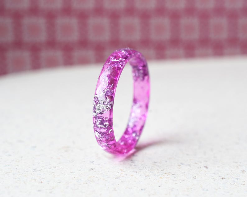 Faceted Pink Sapphire Resin Ring with Silver Leaf – 4 mm Thin Band | Alternative Jewelry Gift