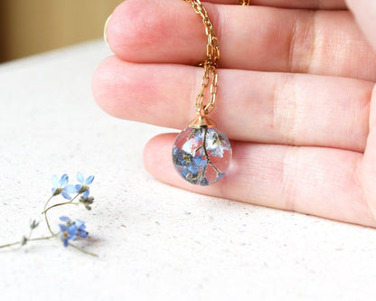 Forget-Me-Not Memorial Necklace | Real Flower Resin Pendant | Keepsake Jewelry for Loved Ones