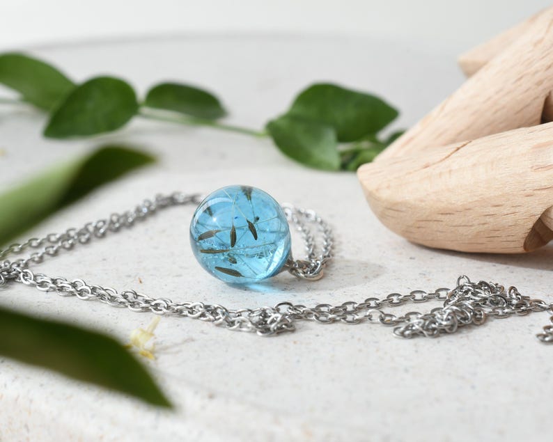 Make a Wish Dandelion Seed Necklace – Aqua Blue Resin Pendant – Dreamy Manifestation Gift