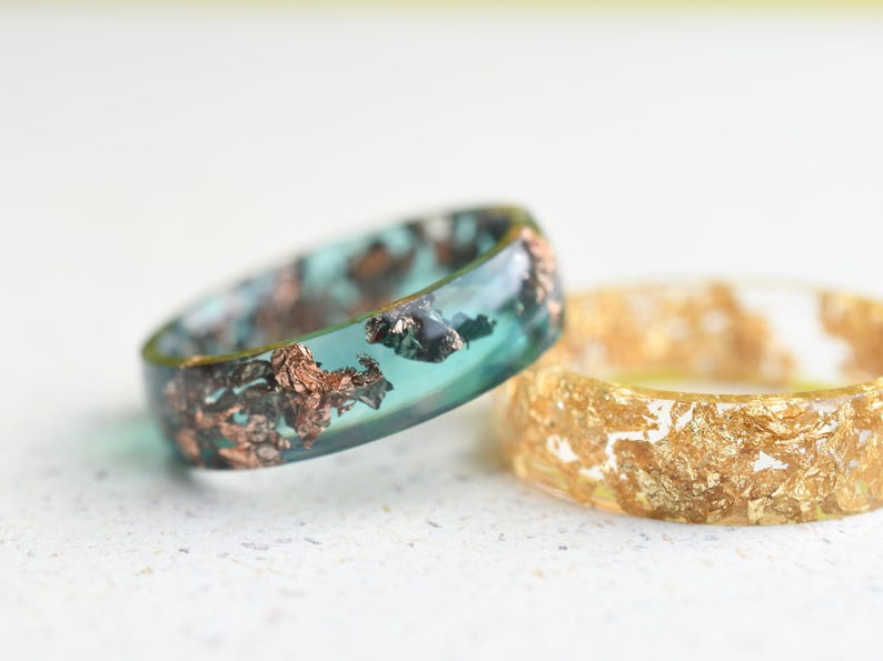 Jade Green Resin Ring with Rose Gold Foil – Minimalist Handmade Jewelry – Nature-Inspired Green Ring – Unique Statement Band