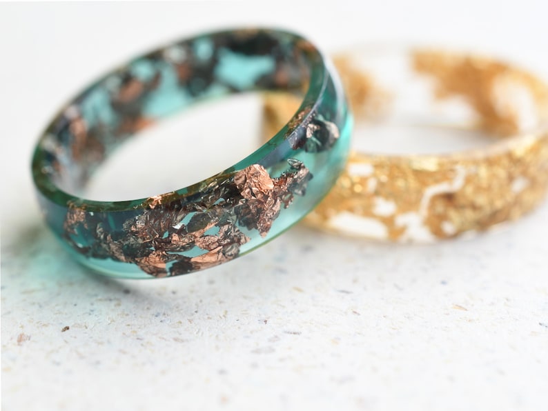 Jade Green Resin Ring with Rose Gold Foil – Minimalist Handmade Jewelry – Nature-Inspired Green Ring – Unique Statement Band