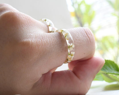 Purity Ring | Real Flower Engagement Ring | White Alyssum Resin Band | Minimalist Botanical Jewelry | Optional Gold Leaf
