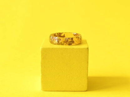 Vibrant Yellow Gold Flake Faceted Resin Ring - Unique Summer Jewelry for Women