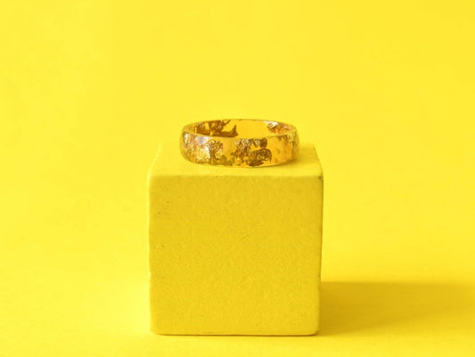 Vibrant Yellow Gold Flake Faceted Resin Ring - Unique Summer Jewelry for Women